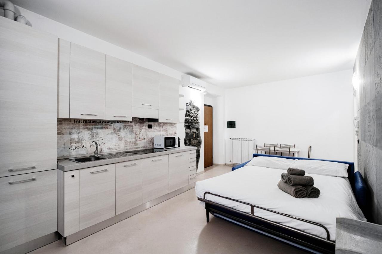Blue Loft - The House Of Travelers Apartman Como Kültér fotó