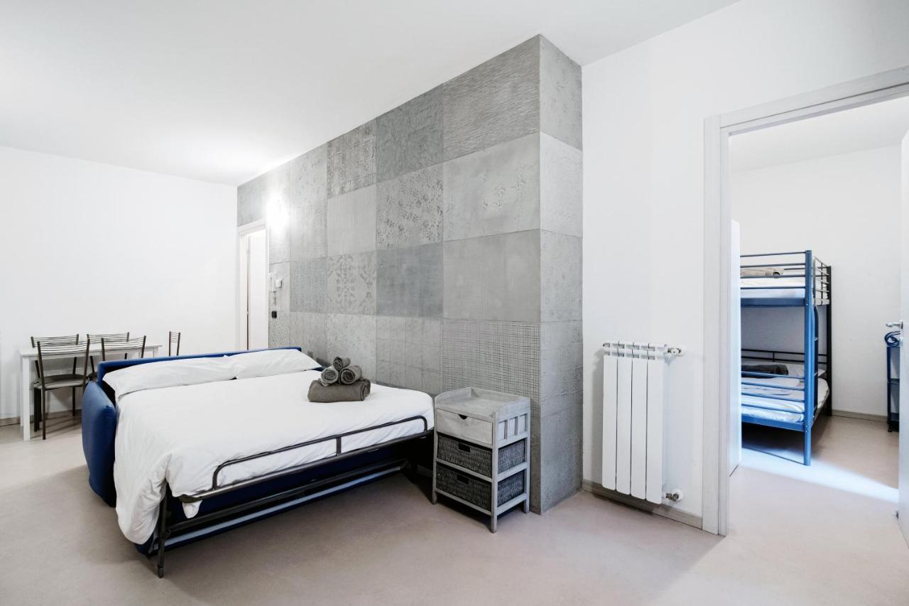 Blue Loft - The House Of Travelers Apartman Como Kültér fotó