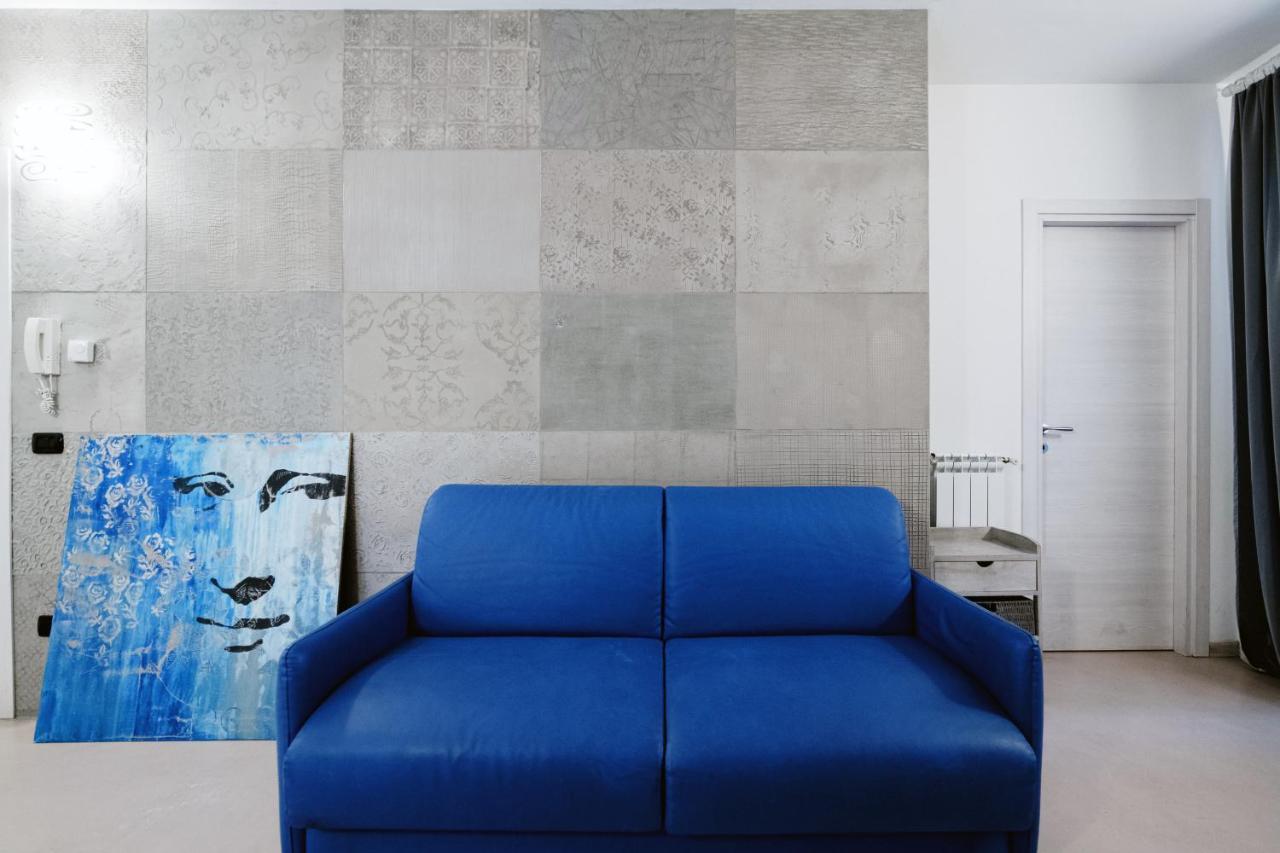 Blue Loft - The House Of Travelers Apartman Como Kültér fotó